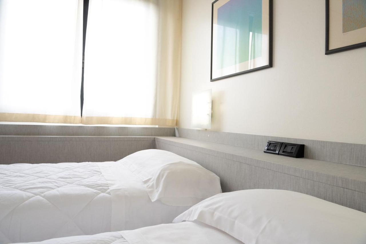Melas Hotel Merate Ngoại thất bức ảnh