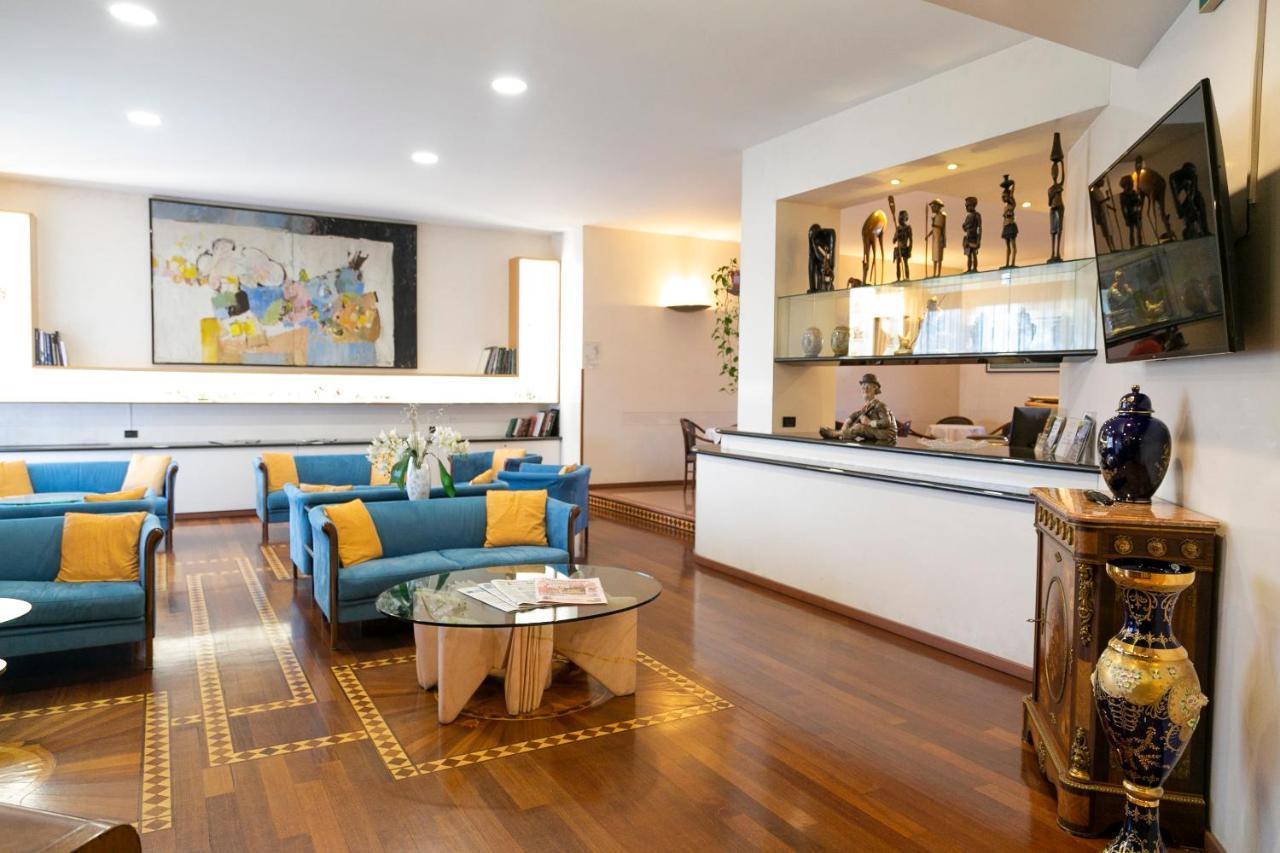 Melas Hotel Merate Ngoại thất bức ảnh