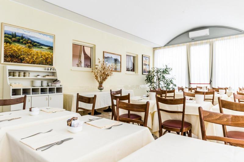 Melas Hotel Merate Ngoại thất bức ảnh