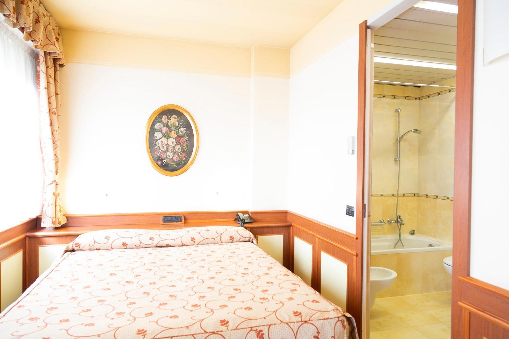 Melas Hotel Merate Ngoại thất bức ảnh