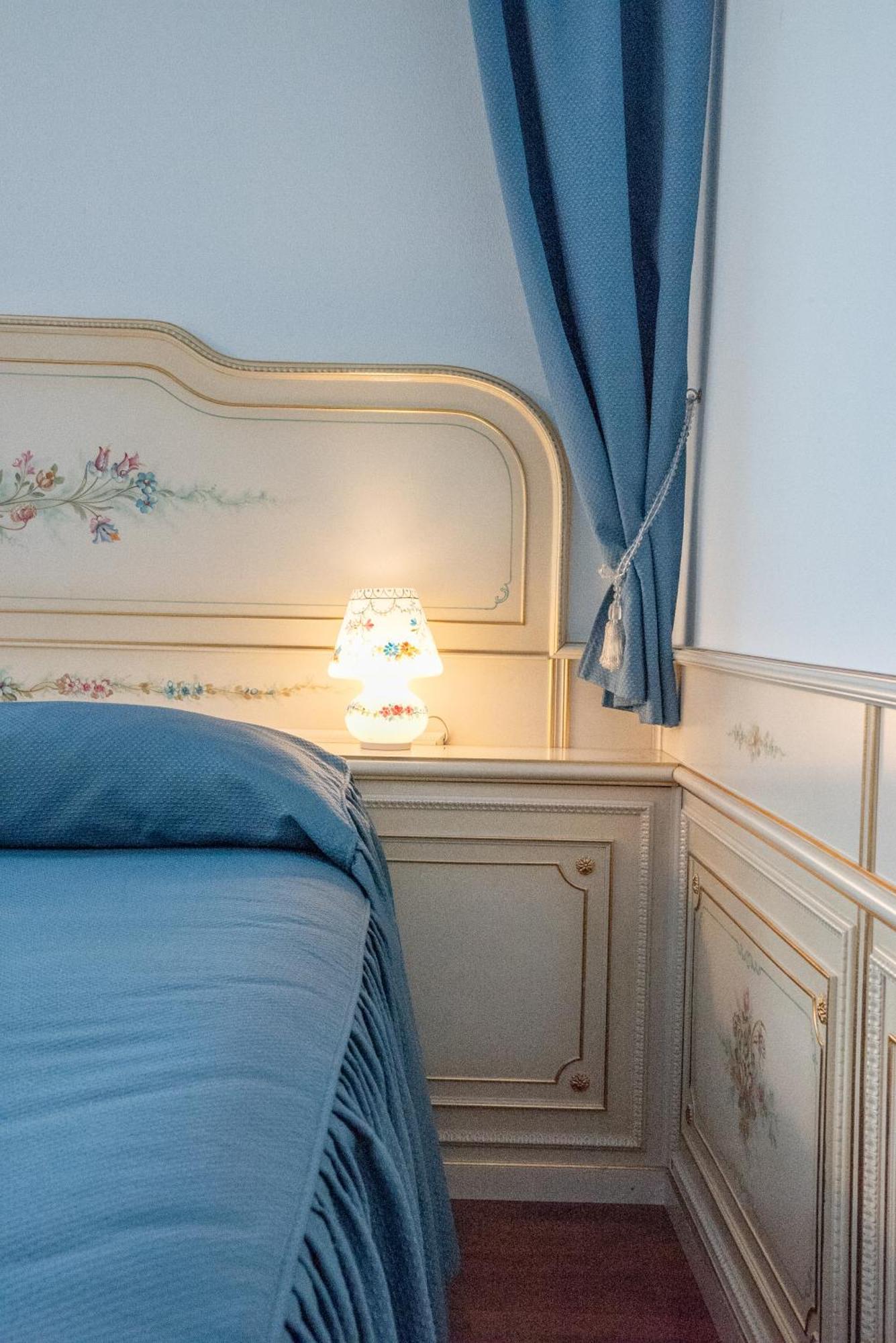 Melas Hotel Merate Ngoại thất bức ảnh